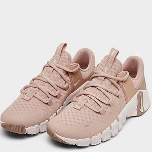 Size 6 :: Nike Metcon 5.